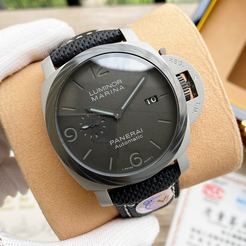Panerai Luminor Marina Replica Watch Luxury Timepiece with Core Features-2