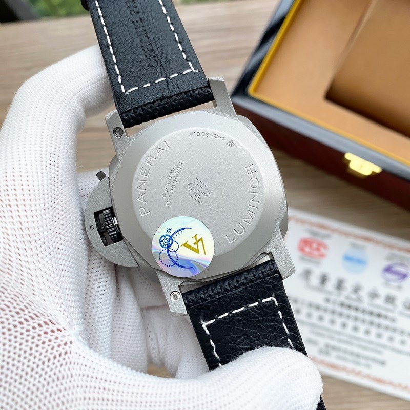 Panerai Luminor Marina Replica Watch Luxury Timepiece with Core Features-7