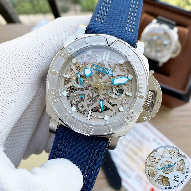 Panerai V7 Submersible APM1108 47mm Luxury Replica Watch-6