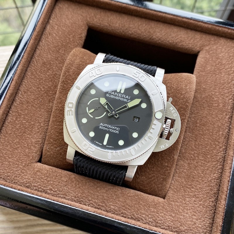 Panerai Submersible BMG-TECH 47mm Metal Glass Replica Watch-7