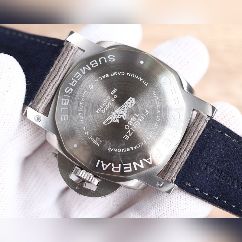 Panerai Submersible Series Elegant Dive Replica Watch with Quality Craftsmanship-4