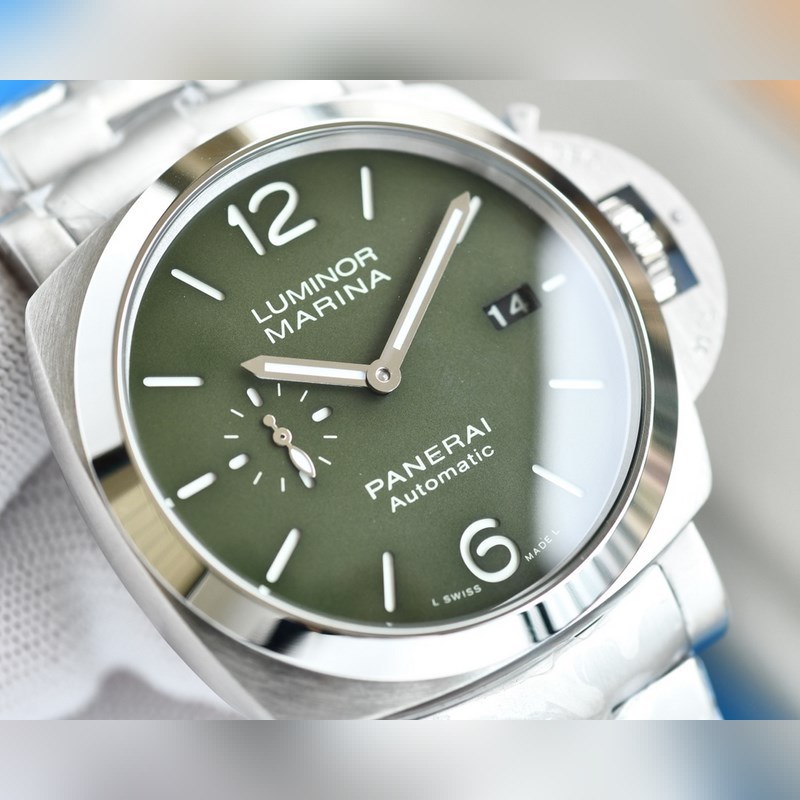 Panerai Luminor 01304 Series 44mm Stainless Steel Polished-3
