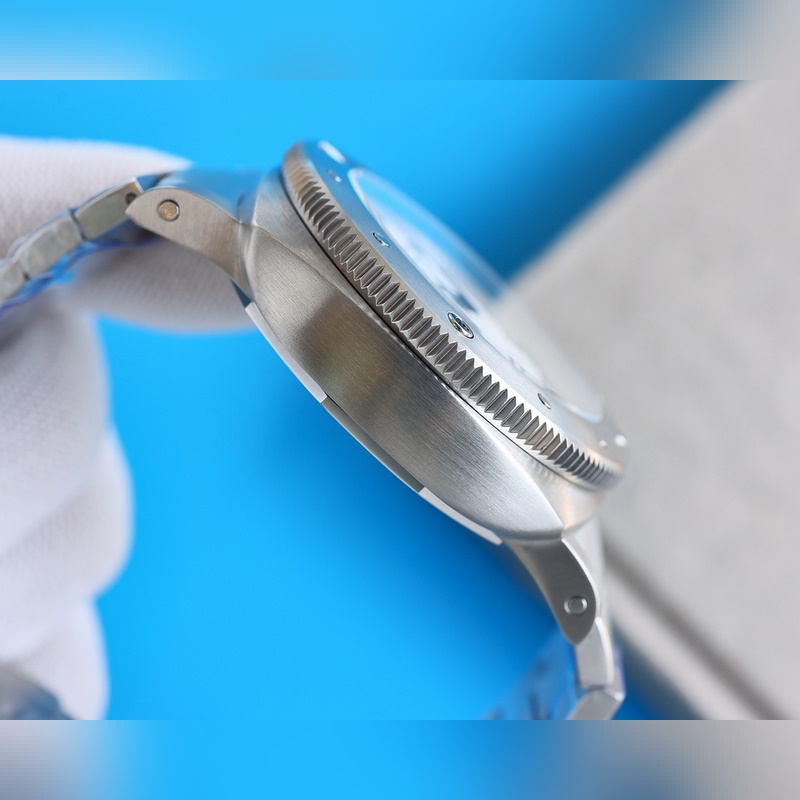 Panerai Submersible BMG-TECH 47mm Latest V7 Version-5