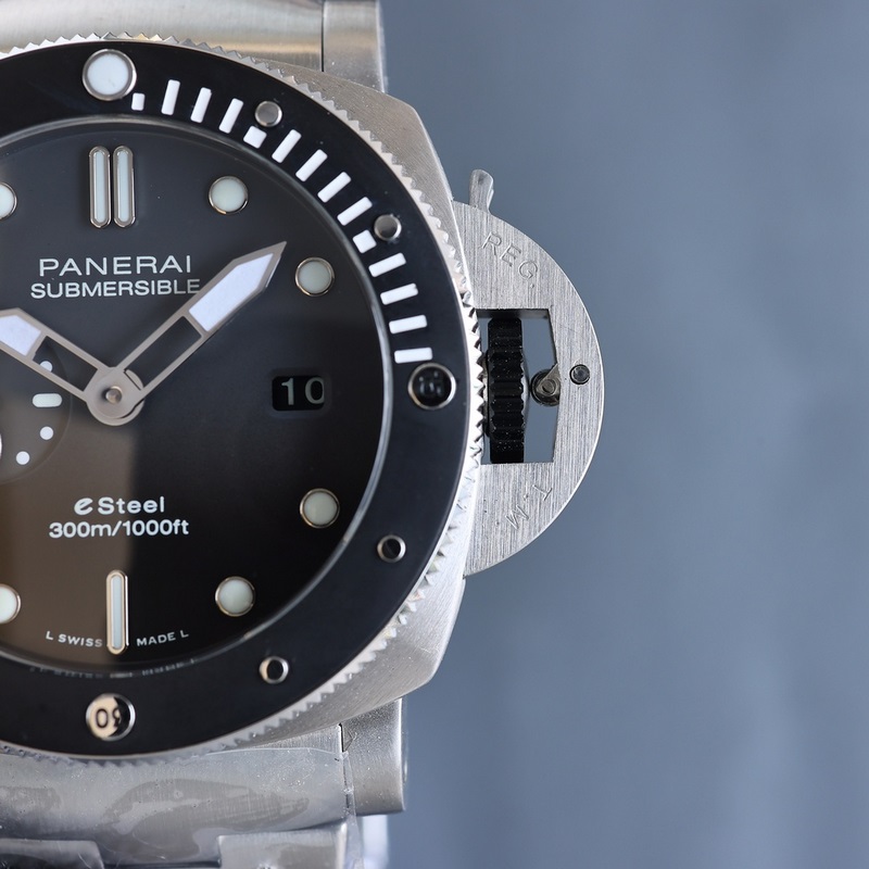 Panerai SUBMERSIBLE BMG-TECH 47mm Latest V7 Model-3