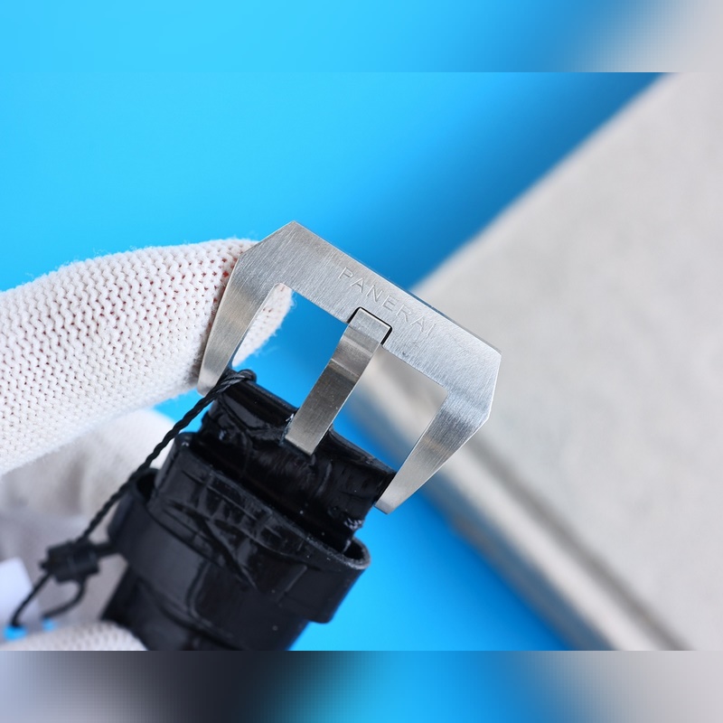 Panerai LUMINOR V7 2023 Model High Quality Replica Watch-7