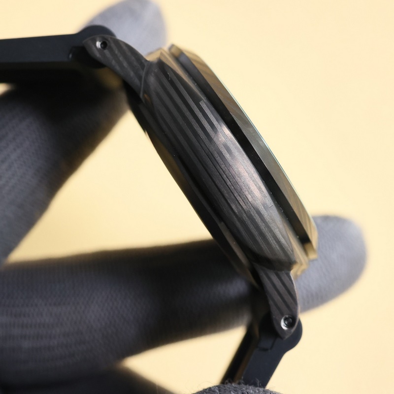 Panerai Submersible BMG-TECH 47mm Metal Glass Dive Replica Watch-8