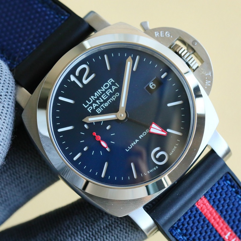 Panerai Luminor Marina V7 New Exclusive Release Features-5