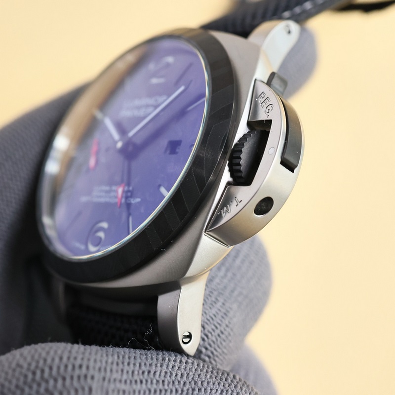 Panerai Submersible BMG-Tech 47mm Metal Glass Dive Replica Watch-6