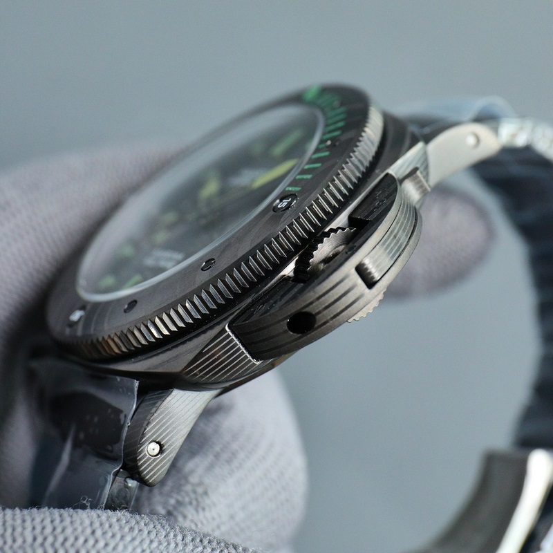 Panerai Submersible BMG-TECH 47mm New Release-6