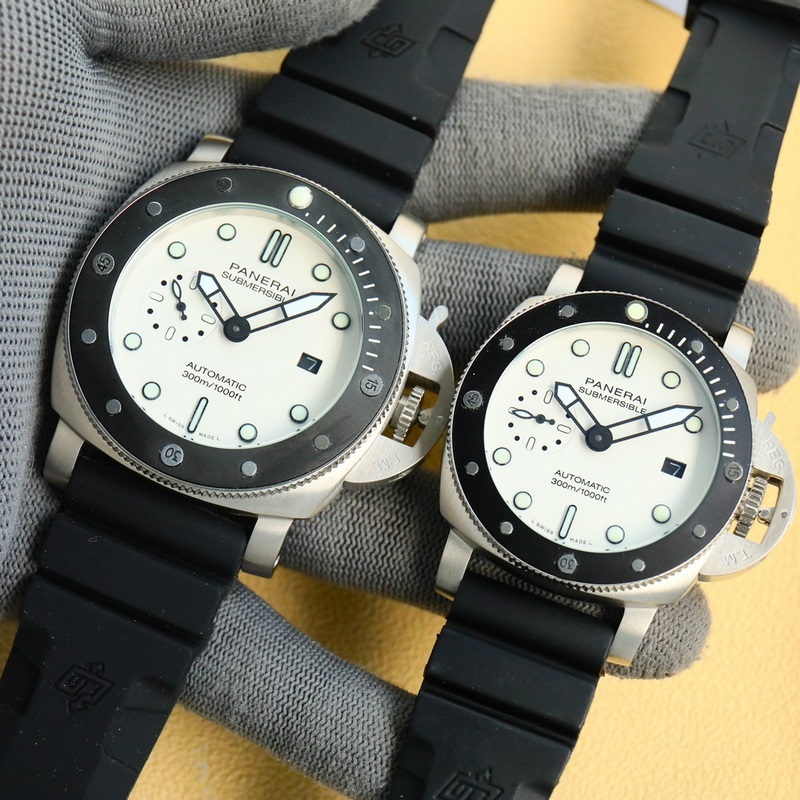 Panerai Submersible BMG-Tech 44mm Metal Glass Dive Replica Watch-4
