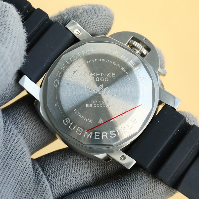 Panerai Submersible BMG-Tech 44mm Metal Glass Dive Replica Watch-6