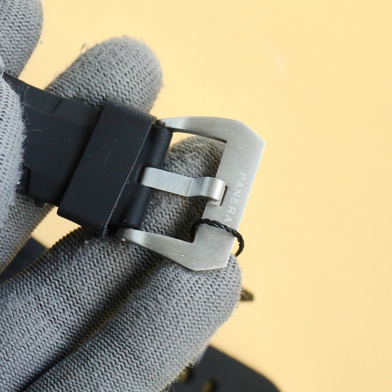 Panerai Submersible BMG-Tech 44mm Metal Glass Dive Replica Watch-7