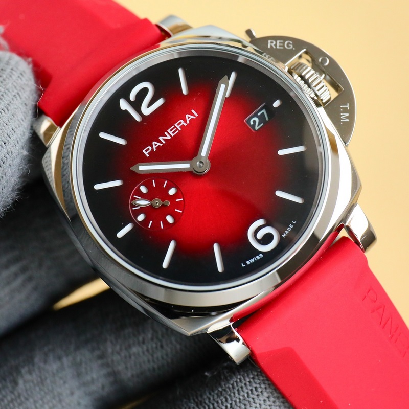 Panerai Luminor D Ultra-Thin Mini Size Replica by V7-3