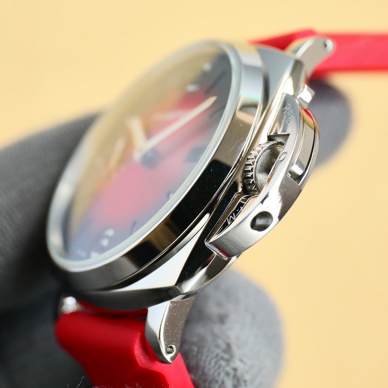 Panerai Luminor D Ultra-Thin Mini Size Replica by V7-6