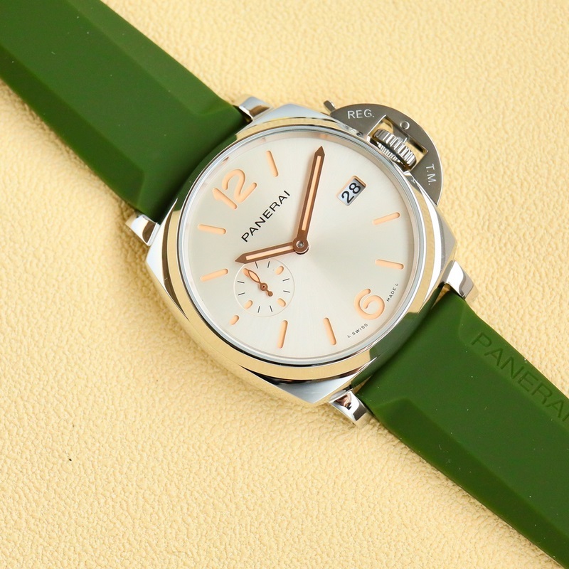 Panerai Luminor D V7 Edition Ultra-Thin Mini Size-4