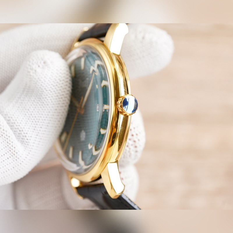 Piaget Altiplano Classic Ultra-Thin Replica Watch Elegant Timepiece-6