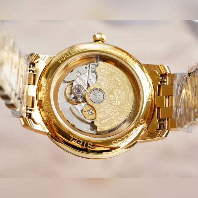 Piaget Altiplano Classic Ultra-Thin Replica Watch Elegant Craftsmanship-7