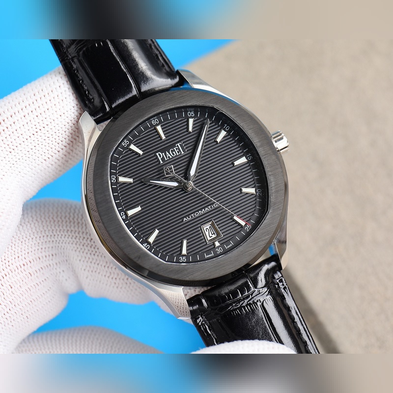 Piaget Polo S Series New Steel Bracelet with Innovative Bead Blast Finish-3