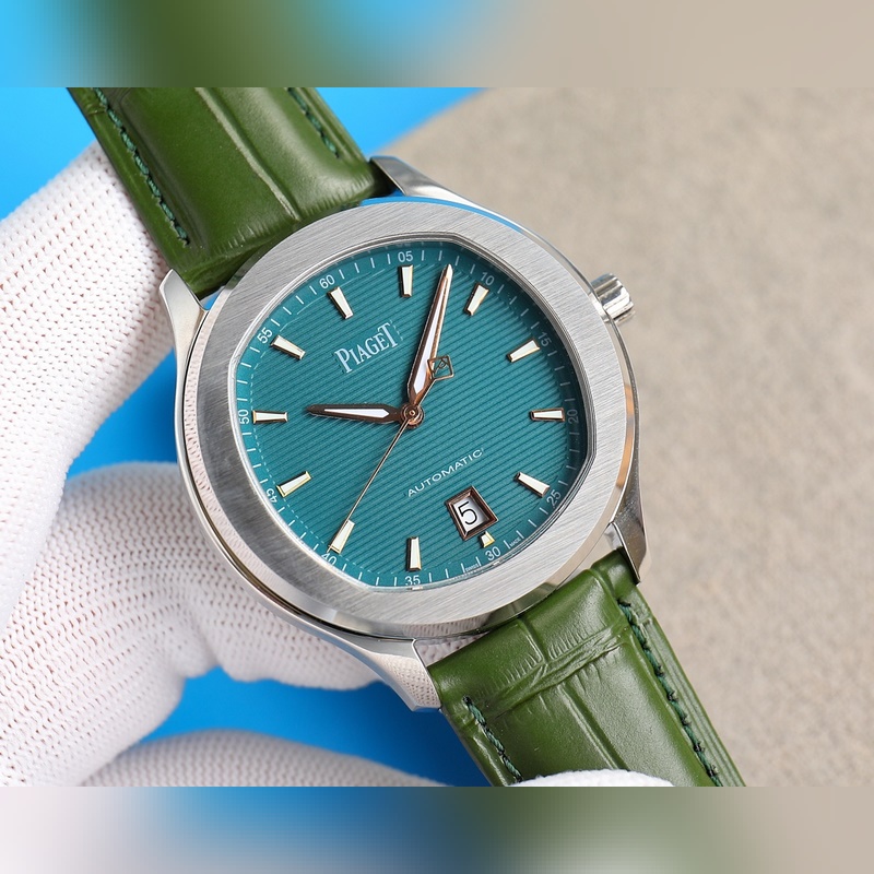 Piaget Polo S Series New Steel Bracelet with Innovative Bead Blast Finish-4