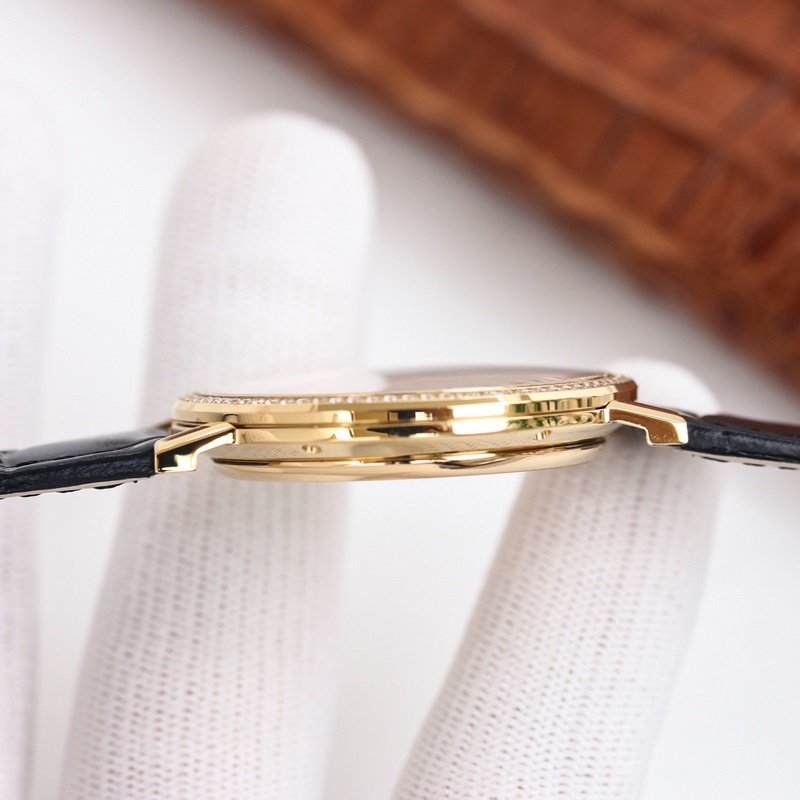 Piaget Altiplano Dragon and Phoenix Series Elegant Dress Replica Watch with Fine Details-8