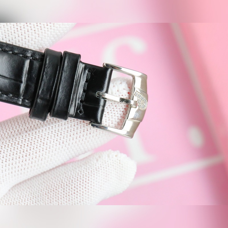 Piaget Altiplano Luxury Quartz Women's Replica Watch with Starry Sky Design-7