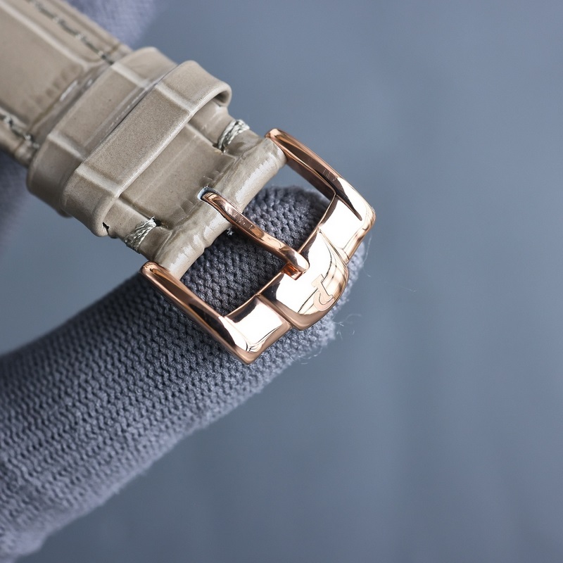 Piaget Polo S Series Art Meets Time in Luxury Craftsmanship-7