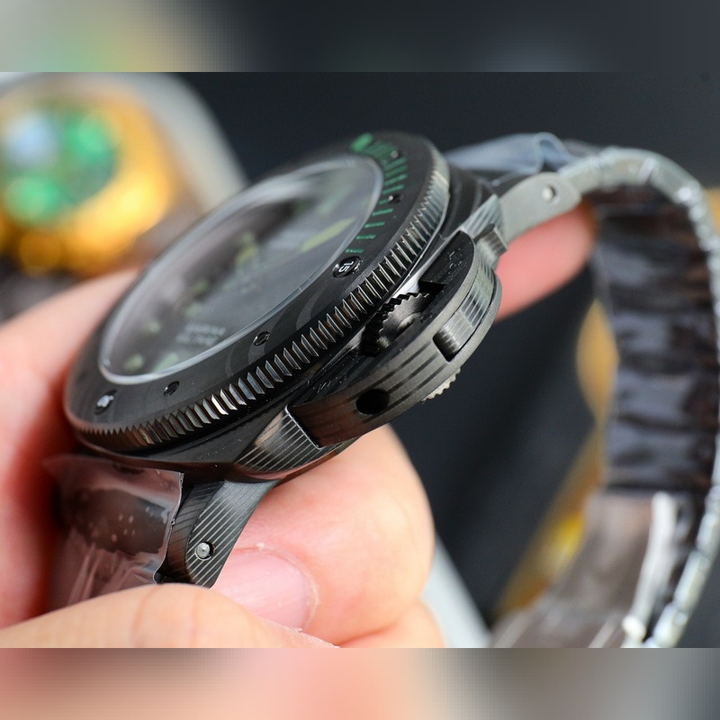 Panerai Submersible BMG-TECH 47mm New Model with Enhanced Durability-5