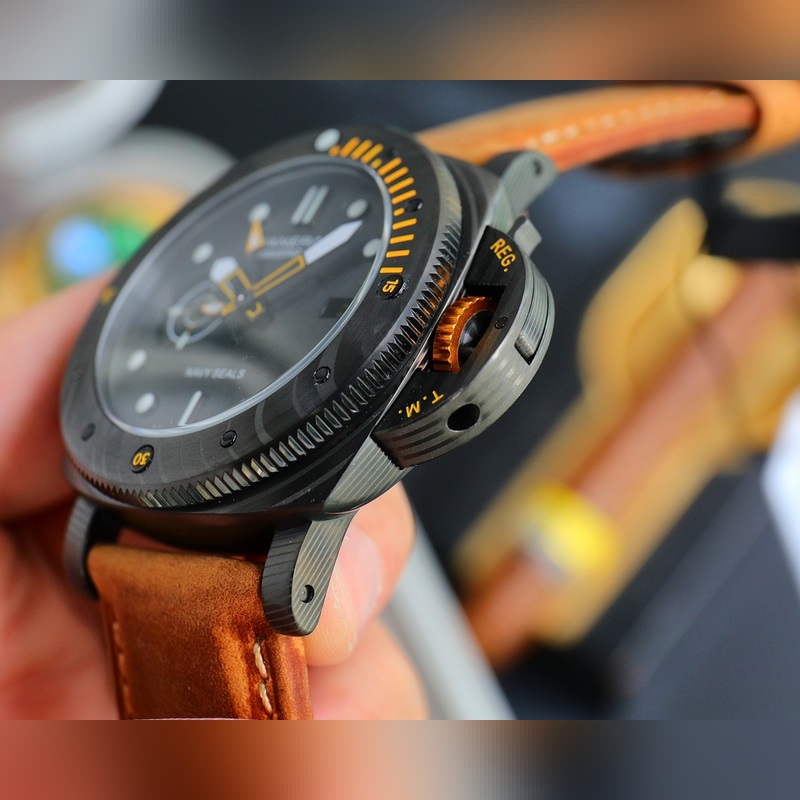 Panerai SUBMERSIBLE BMG-TECH 47mm Dive Replica Watch-5
