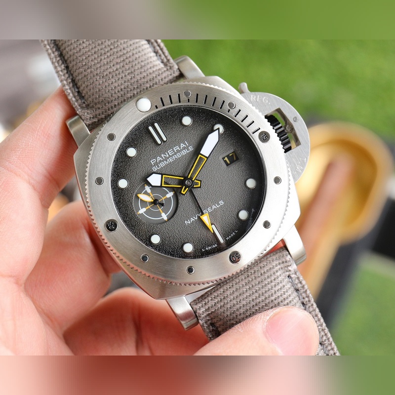 Panerai Submersible Automatic Mechanical Replica Watch Premium Quality-2