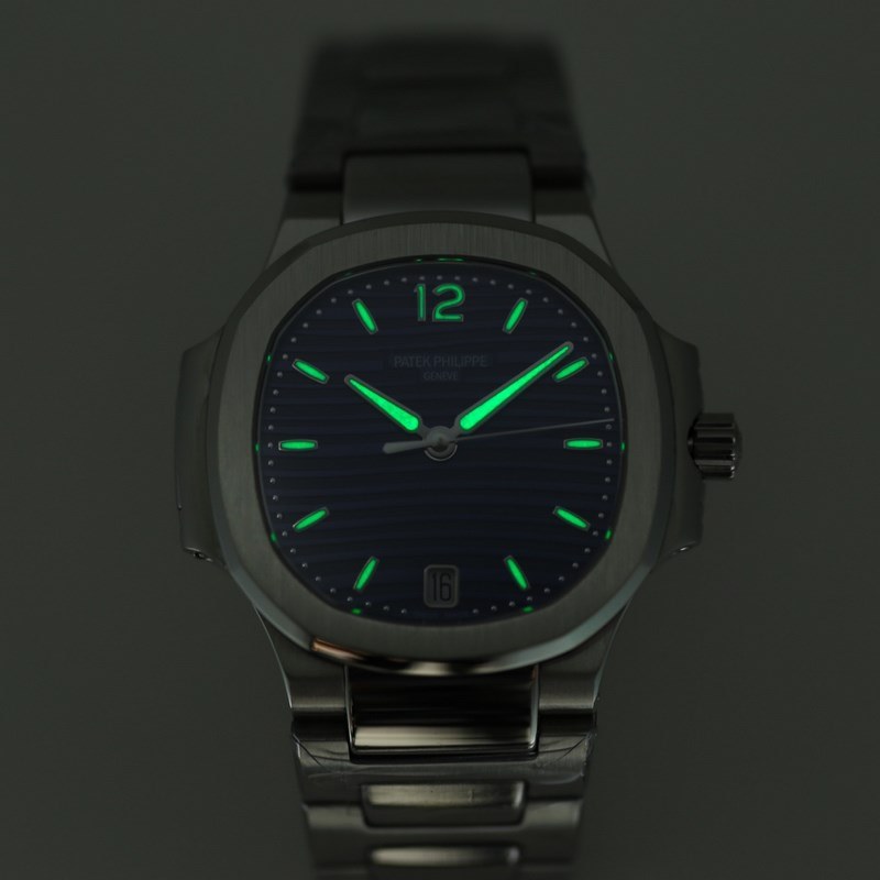 Patek Philippe Nautilus Women's Replica Watch Sporty Elegance-2