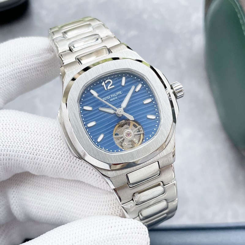 Patek Philippe Nautilus 7118 Women's Replica Watch Elegant Sport Series-5