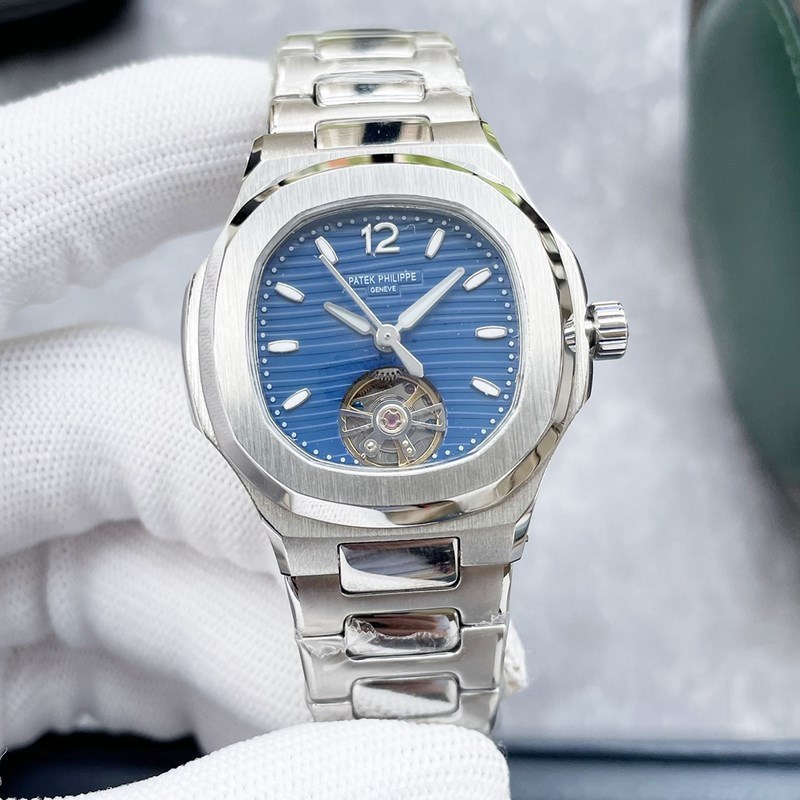 Patek Philippe Nautilus 7118 Women's Replica Watch Elegant Sport Series-6