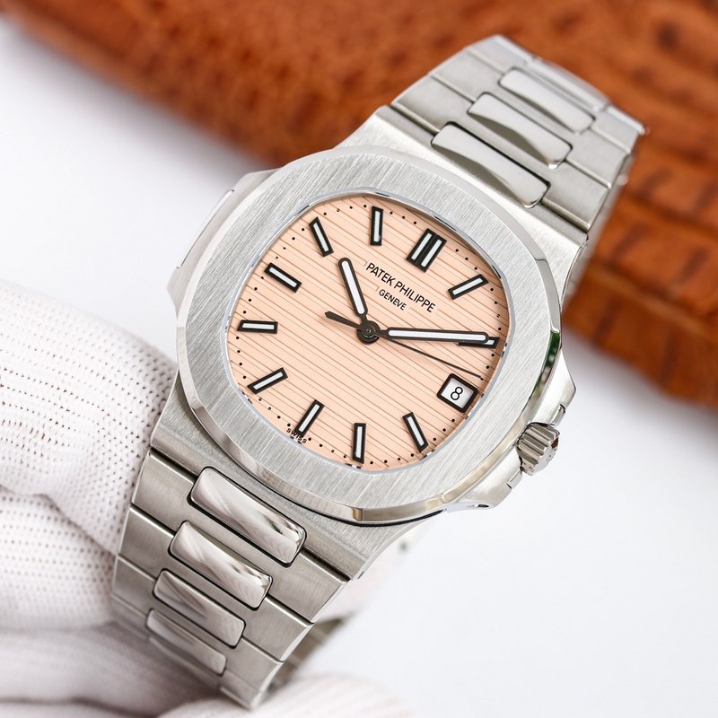 Patek Philippe Nautilus 5711 Classic Stainless Steel Replica Watch-4