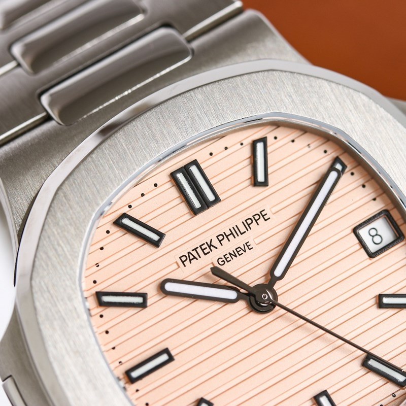 Patek Philippe Nautilus 5711 Classic Stainless Steel Replica Watch-5