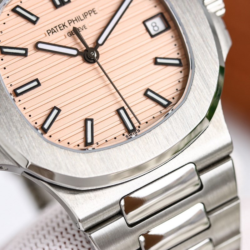 Patek Philippe Nautilus 5711 Classic Stainless Steel Replica Watch-7