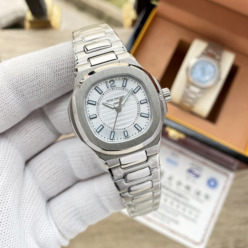 Patek Philippe Nautilus Women's Replica Watch Elegant Timepiece-4