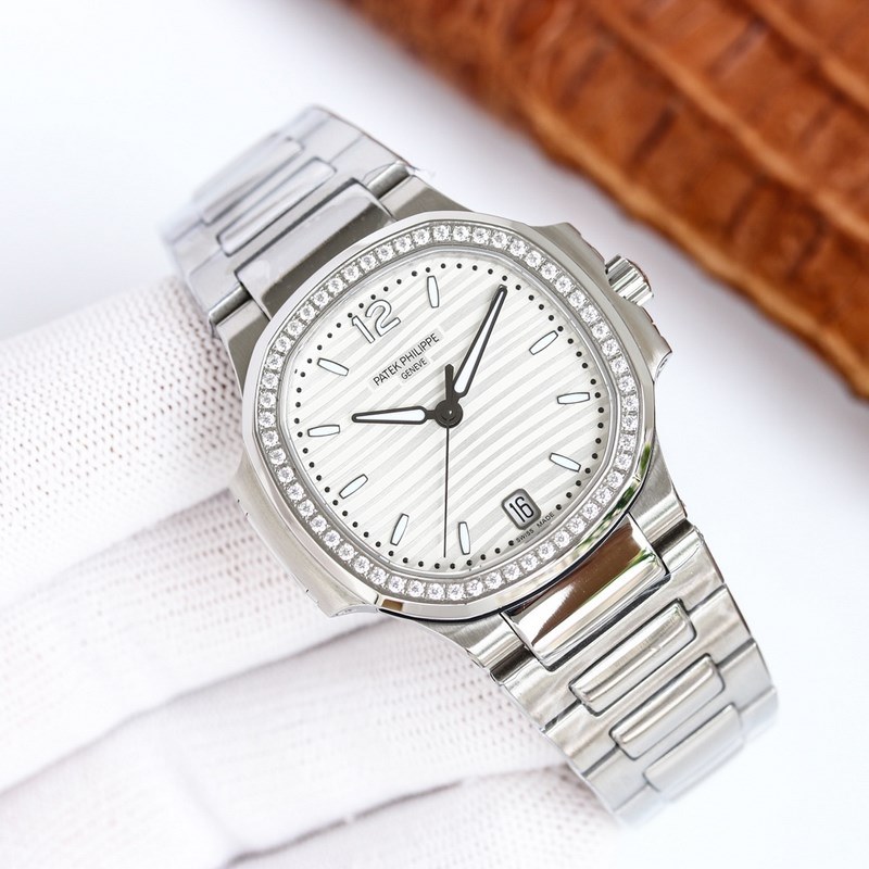 Patek Philippe Nautilus 7118 Elegant Sports Ladies Replica Watch-2