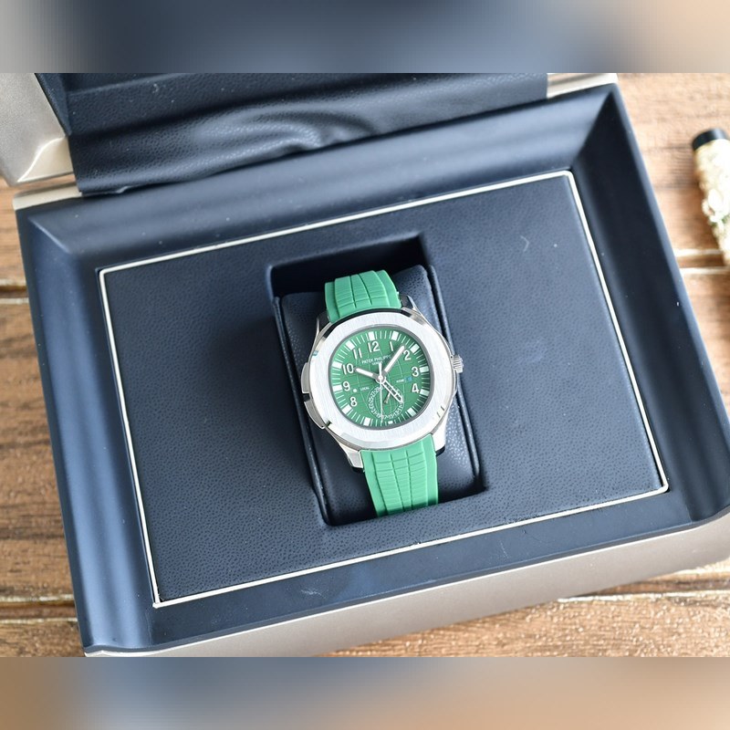 Patek Philippe Aquanaut Travel Time 5164A Dual Time Zone Calendar-4
