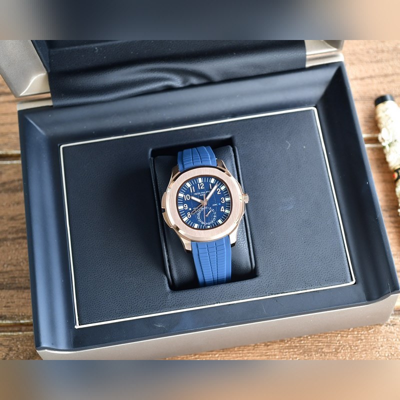 Patek Philippe Aquanaut Travel Time 5164A Dual Time Zone Calendar-6