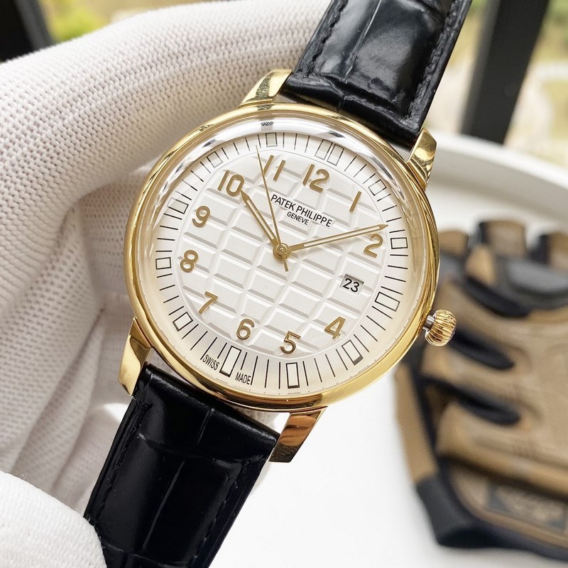 Patek Philippe Aquanaut 42mm Replica Watch Luxury Timepiece-2