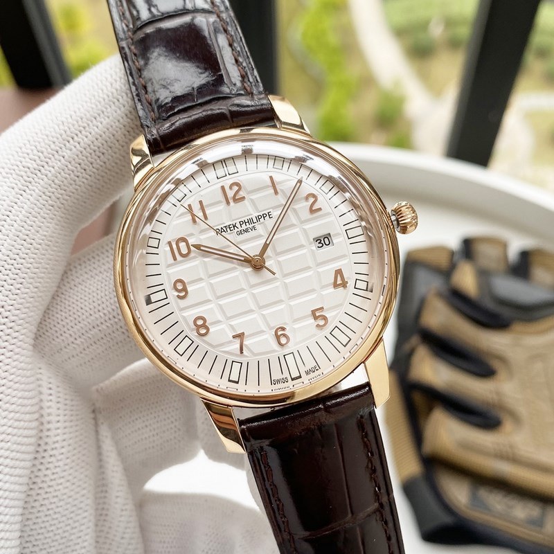 Patek Philippe Aquanaut 42mm Replica Watch Luxury Timepiece-3