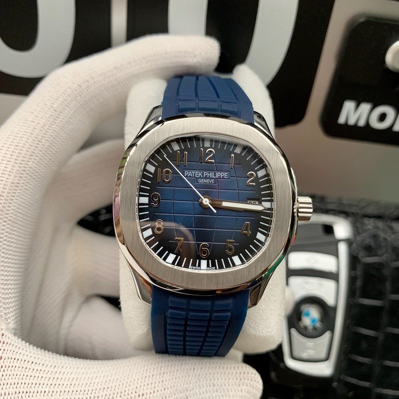 Patek Philippe Aquanaut 40.8mm Luxury Replica Watch-4