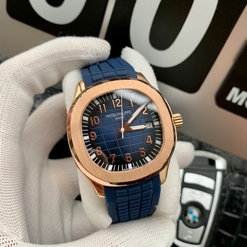 Patek Philippe Aquanaut 40.8mm Luxury Replica Watch-5