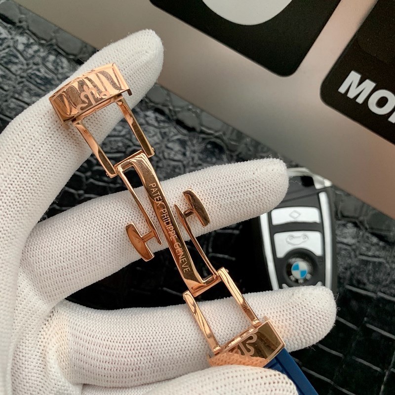 Patek Philippe Aquanaut 40.8mm Luxury Replica Watch-6