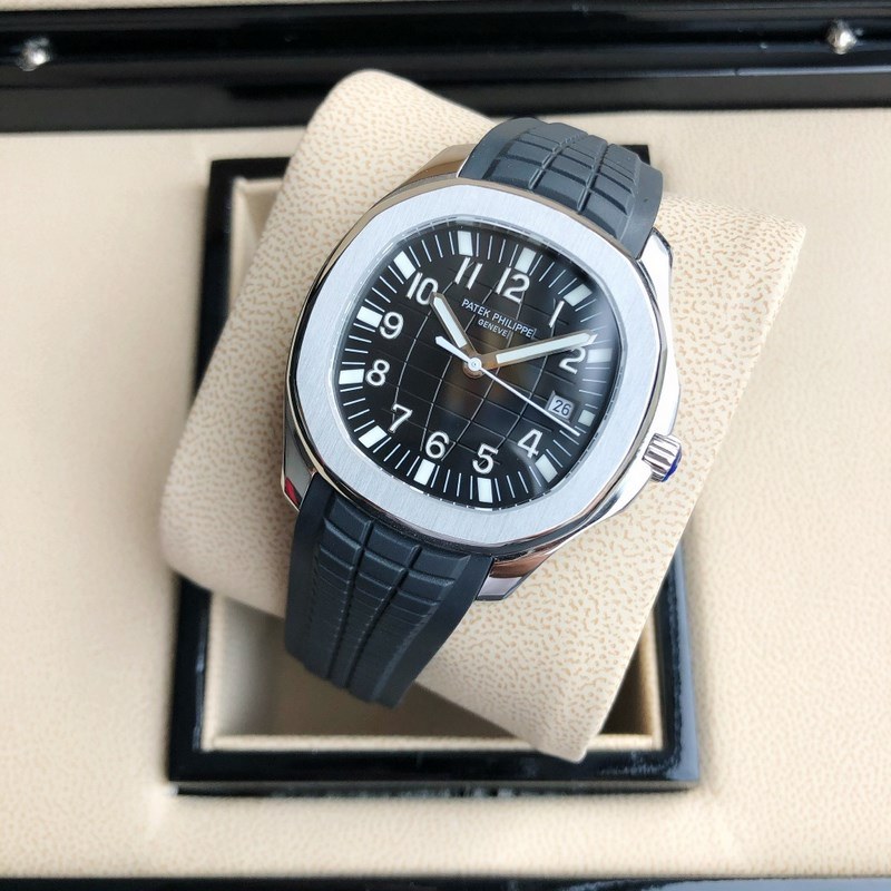 Patek Philippe Aquanaut 5167A Replica Watch Quality Craftsmanship and Design-2