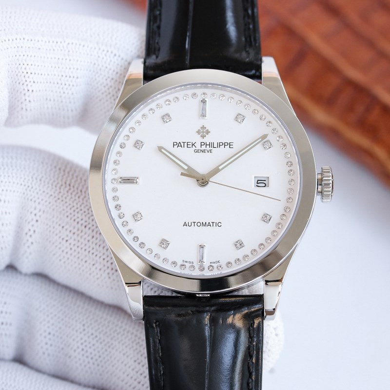 Patek Philippe Calatrava Overseas Engraved Replica Watch Unique Elegance and Quality-4