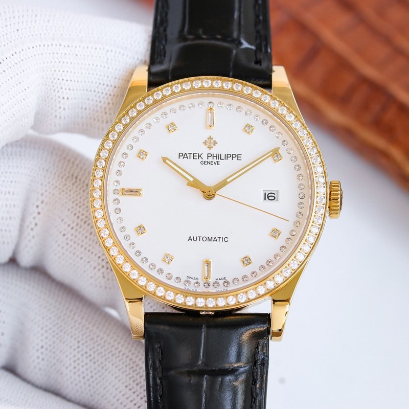 Patek Philippe Calatrava Overseas Engraved Replica Watch Unique Luxury Experience-2