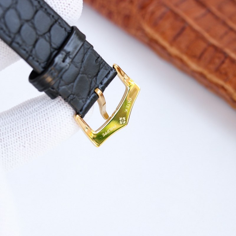 Patek Philippe Calatrava Overseas Engraved Replica Watch Unique Luxury Experience-8
