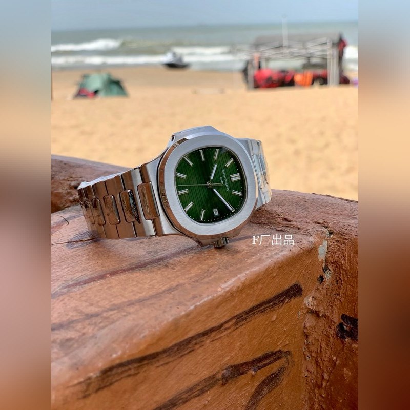 Patek Philippe Nautilus 41mm x 10mm Luxury Replica Watch-1