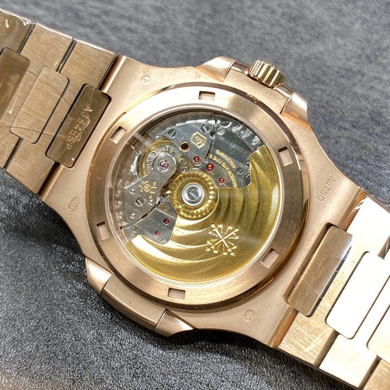 Patek Philippe Nautilus Replica Watch Premium Quality Iconic Design-7
